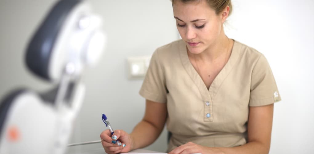 communication between referring and consulting dentists